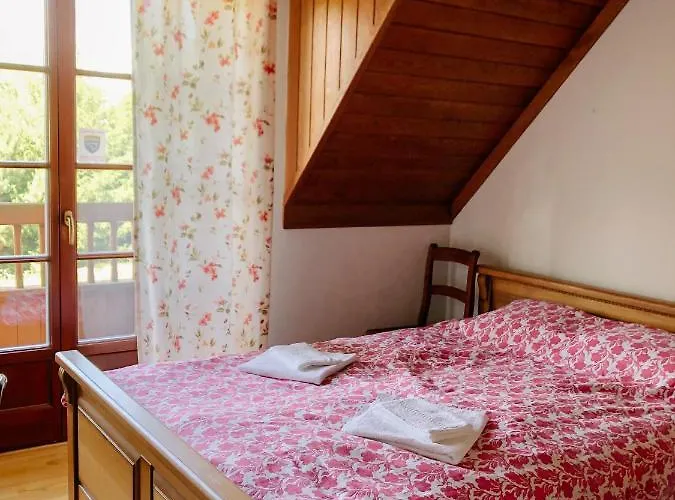 Holiday home Dom Z Linia Brzegowa Nad Jeziorem Rynskim - Mazury