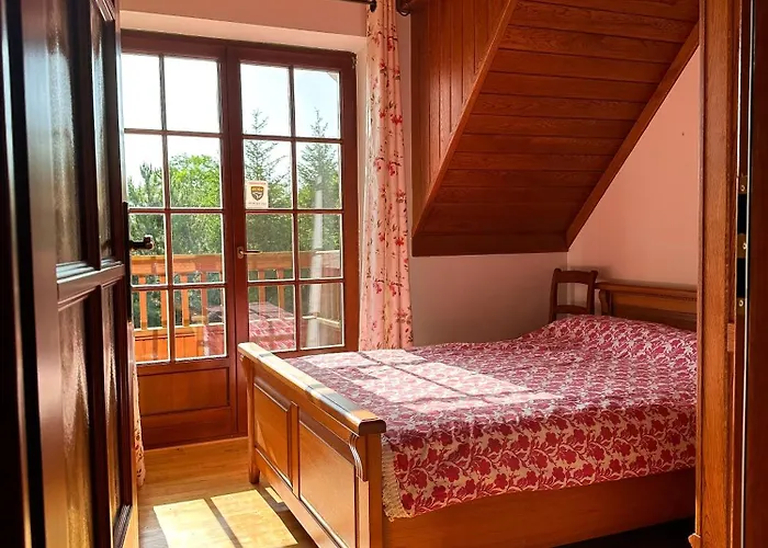 Holiday home Dom Z Linia Brzegowa Nad Jeziorem Rynskim - Mazury